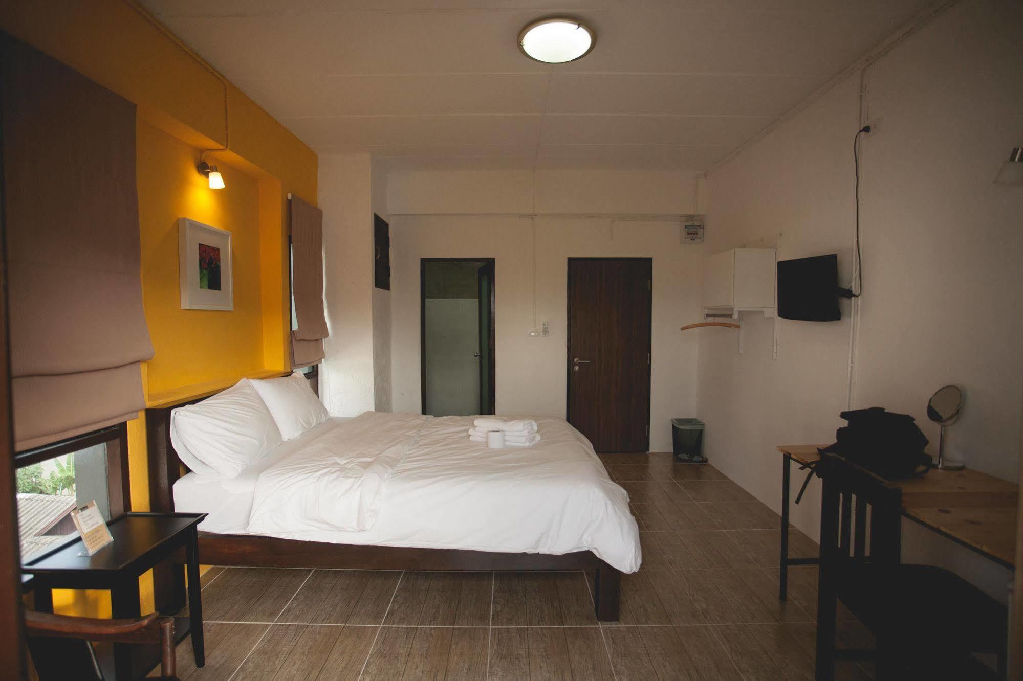 Isleep Guesthouse Chiang Mai Dış mekan fotoğraf